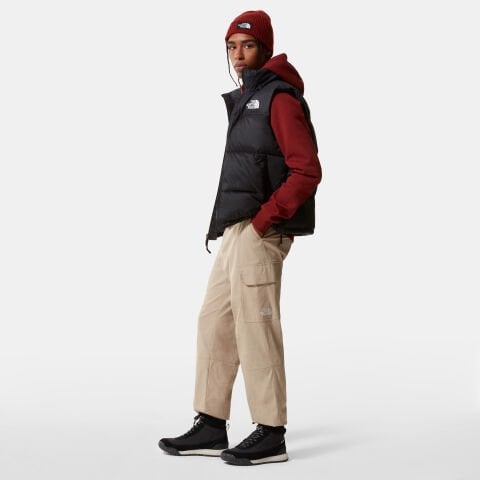 M 1996 RETRO NUPTSE VEST